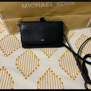 Michael Kors crossbody Wallet/purse